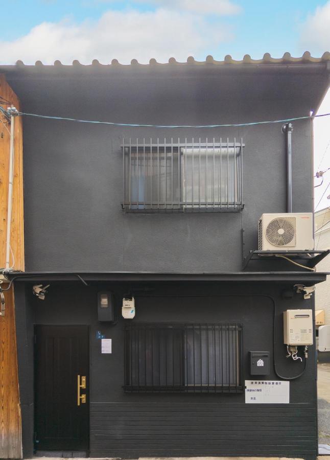 花園町駅から1分 難波から4分 今年リフォーム済み シャワー洗面トイレ各階付き 通天閣難波天王寺大阪城近々 Wi-fi有り 星夜屋